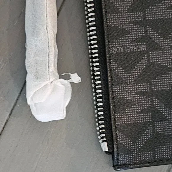 Michael Kors Women's Jet Set Travel MK Logo Print Handbag Purse For Women - Picture 10 of 11